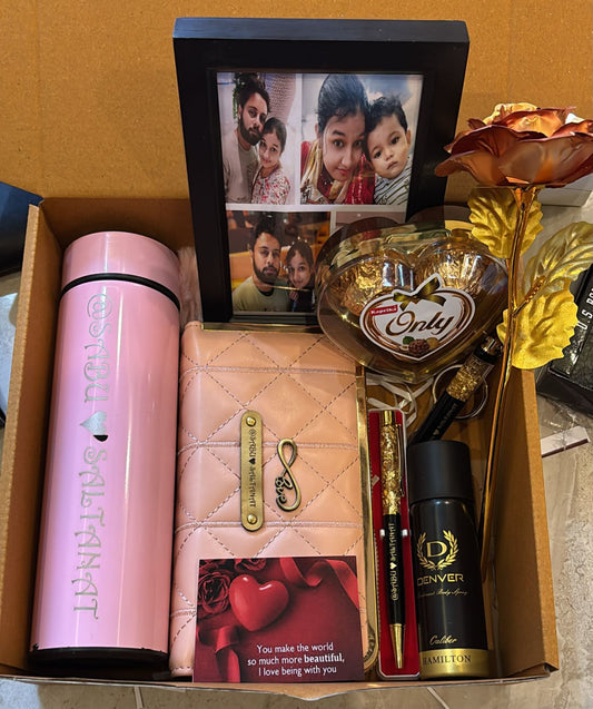 Personalized Gift Box for Wife or Mother | Custom Name Envelope Clutch, Temperature Flask, Multi-Photo Frame & Luxury Pen